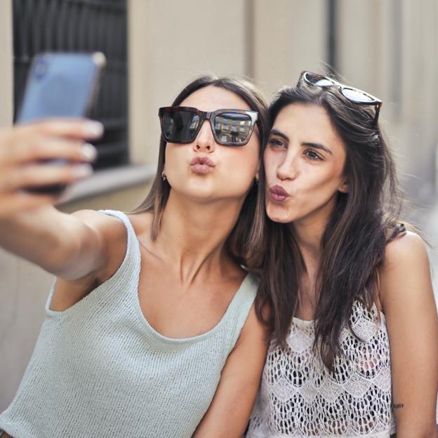 Qué es la dismorfia de Snapchat, o querer parecerte a ti mismo con filtros de redes sociales