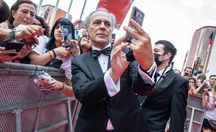 El increíble curriculum sentimental de José Coronado: así sedujo el guapo oficial de los 90 a Eugenia Martínez de Irujo, Silvia Abascal y Paula Echevarría (entre otras muchas)