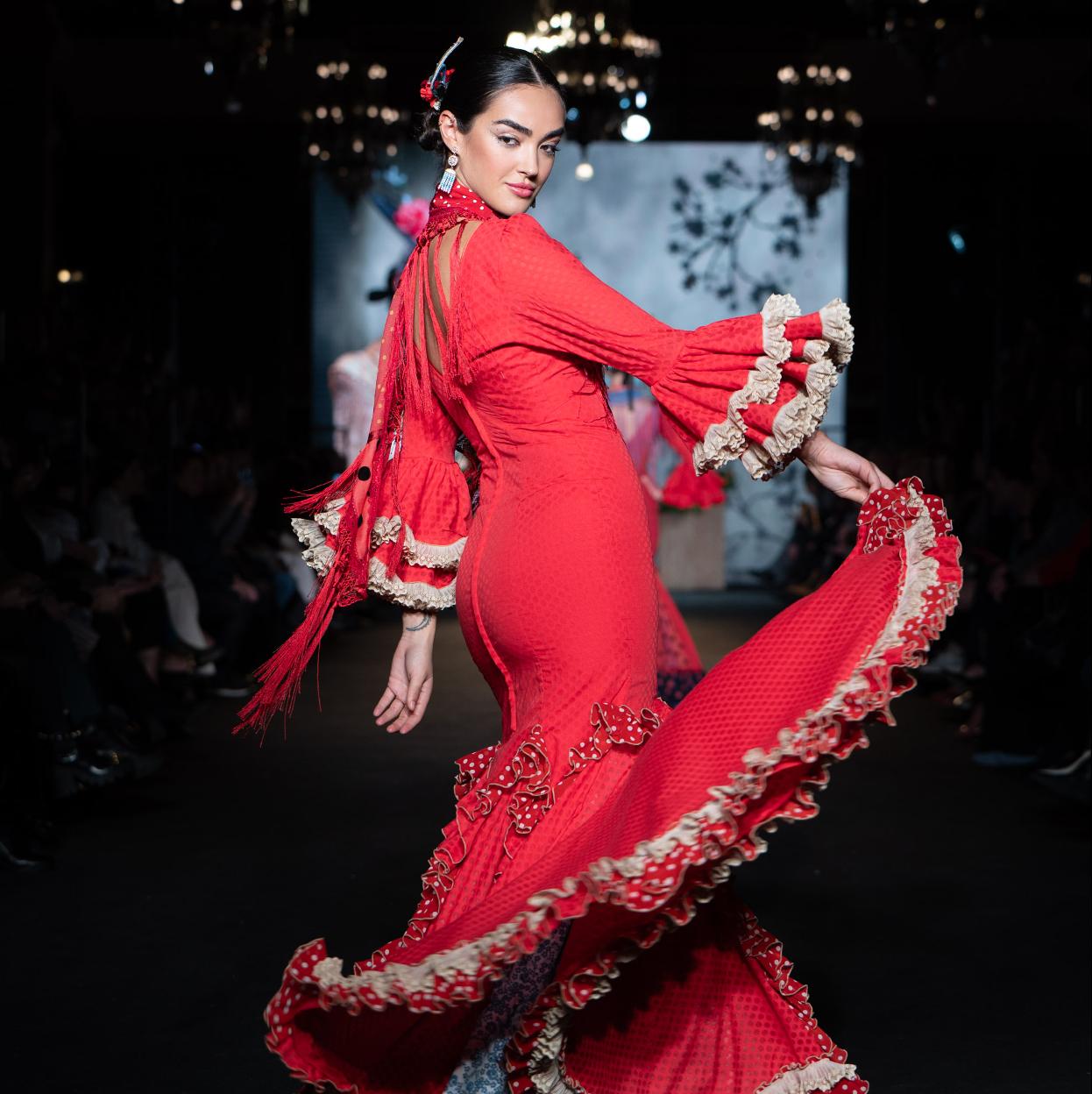 Un look de Ángela & Adela de la pasarela We Love Flamenco./aníbal gonzález