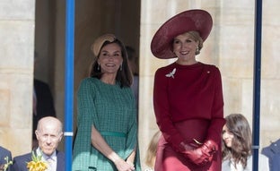 El mensaje secreto de Máxima a Letizia en su primer encuentro oficial en Holanda: se viste casi igual que hace 10 años