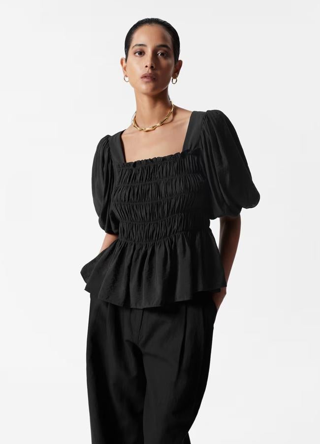 Blusa fluida con mangas abullondas